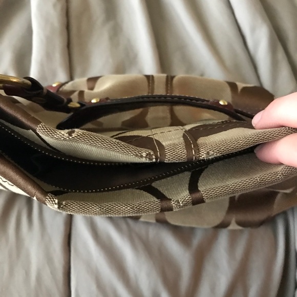 Authentic Coach Carly Bag! - Picture 4 of 5